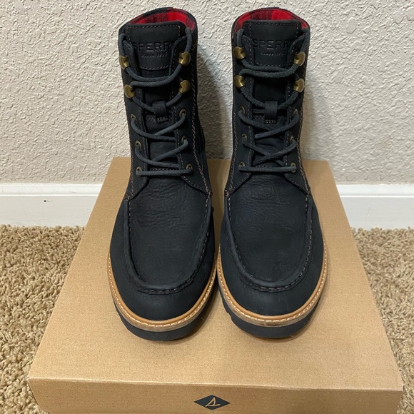 sperry lug boot